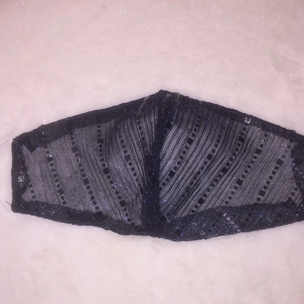 Adult navy Blue sequined mask. NWT.